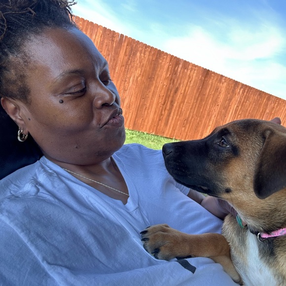 Meet your Posher, LadyMirella - Picture 3 of 16